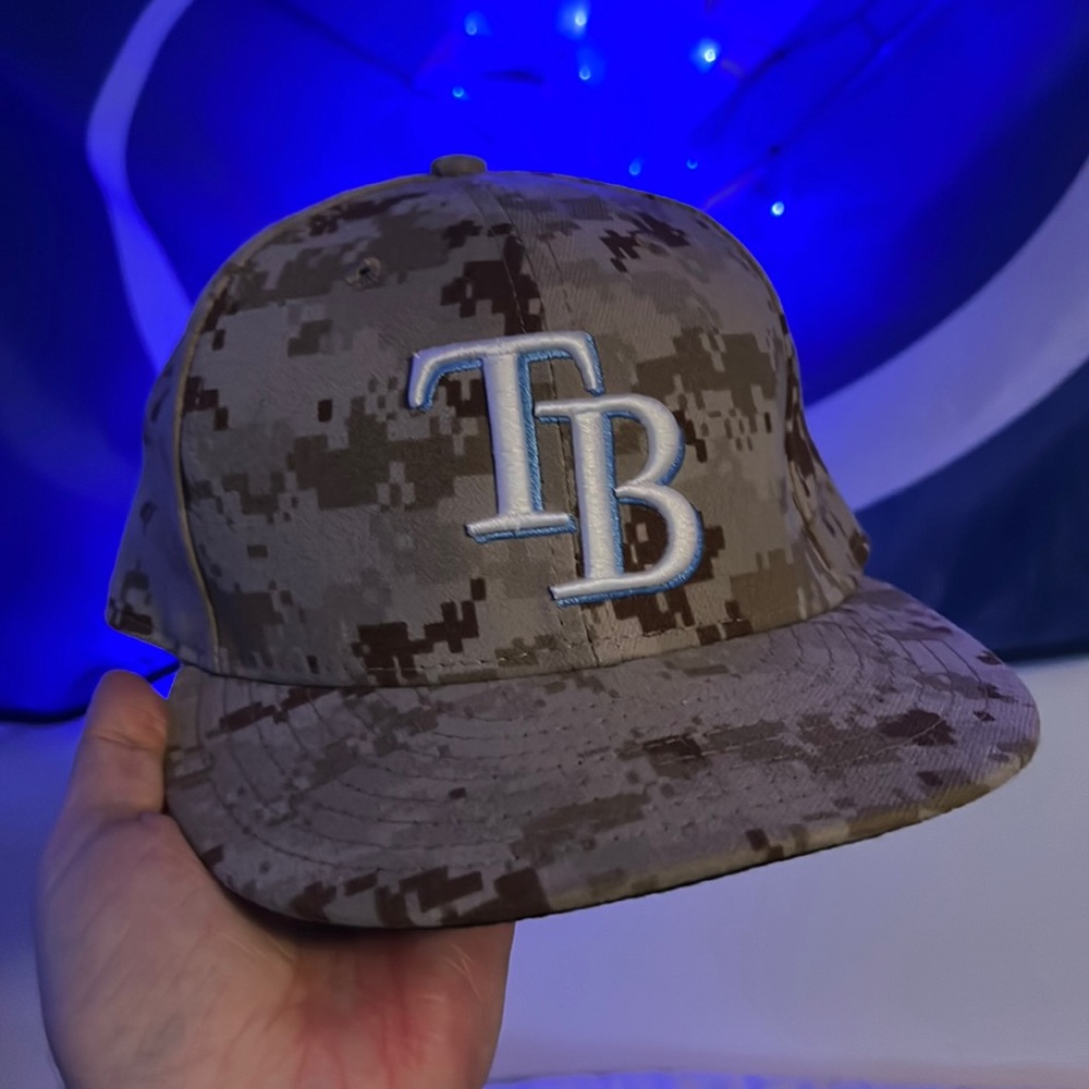 Tampa Bay Rays Memorial day desert camo hat size 7 1/4